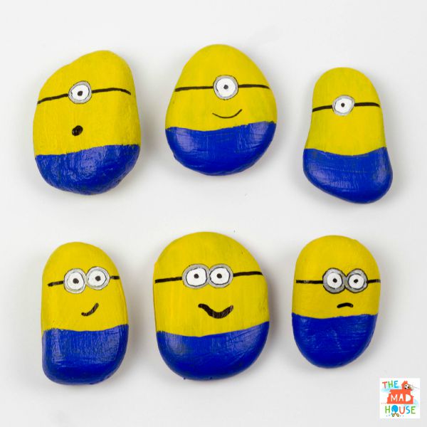 Minion stones - this super cute Minion craft is simple to do with children. Have fun with the Minions and this kids craft using rocks or stones.