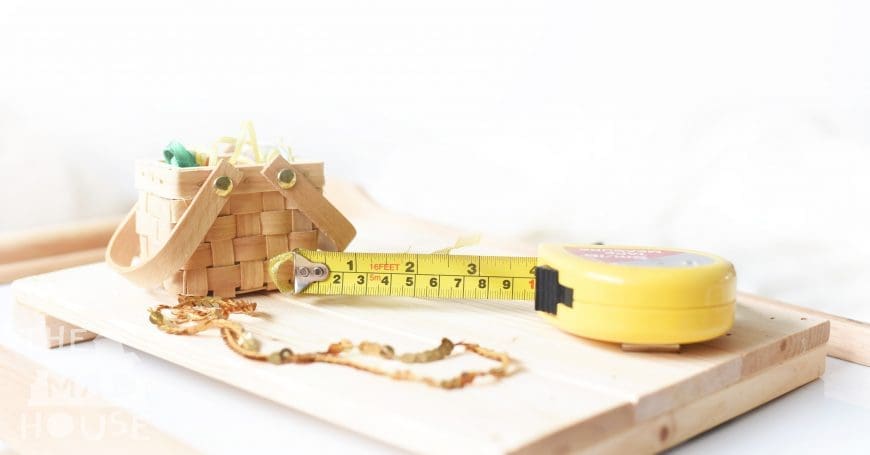 Measuring and Estimating with Ribbons. Children love using tape measures and rulers and this fun activity is a great introduction to estimating and sequencing