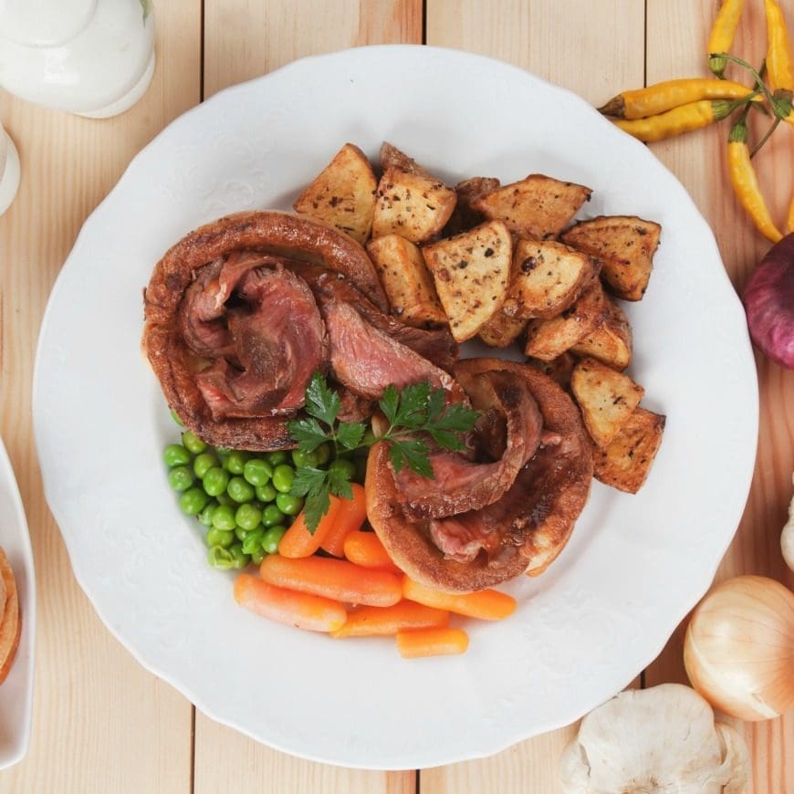 10 Simple Hacks for the Perfect Roast Dinner in a Hurry. Bring all the family together round the table with our simple Roast dinner hacks. Even hungry teens can not resist a roast! 