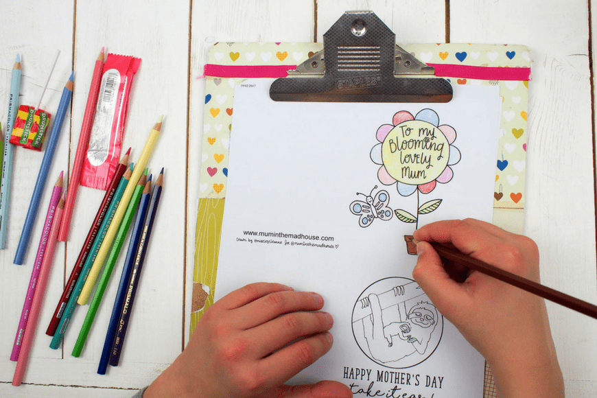 Free Printable Mother's Day Cards to Colour