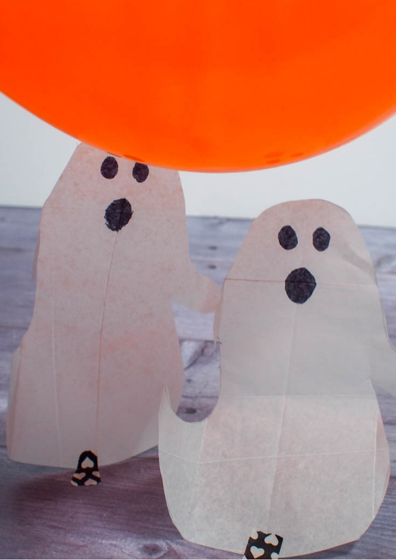 Get making this Halloween with these Ghastly Ghosts and Bats. Make Tissue Paper ghosts and bats move and dance without touching them