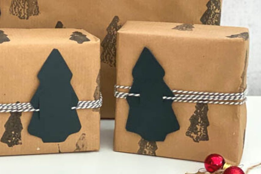 DIY Recyclable Christmas Gift Wrap