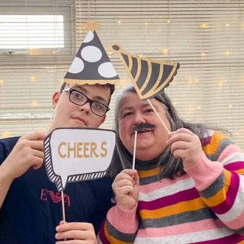 Free Printable New Years Eve Party Photo Booth Props | Mum In The Madhouse
