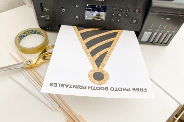 Free Printable New Years Eve Party Photo Booth Props | Mum In The Madhouse