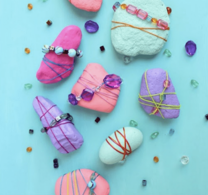 These simple rock painting ideas for kids will inspire your children to turn a stone in to a work of art. A fun DIY craft for all.