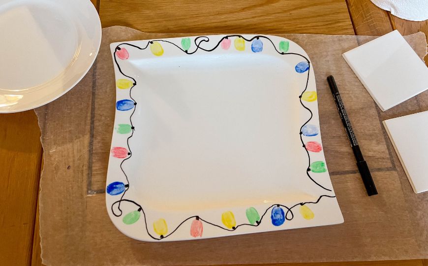 fingerprint Christmas light craft - a dishwasher-safe plate
