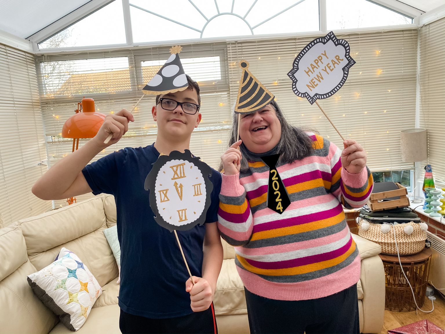 Free Printable New Years Eve Party Photo Booth Props | Mum In The Madhouse